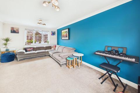 4 bedroom detached house for sale, The Glades, Hemel Hempstead, HP1