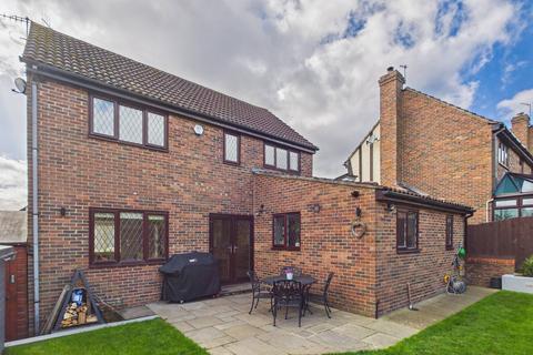 undefined, The Glades, Hemel Hempstead, HP1