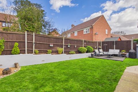 undefined, The Glades, Hemel Hempstead, HP1