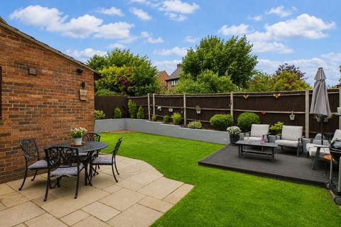 4 bedroom detached house for sale, The Glades, Hemel Hempstead, HP1
