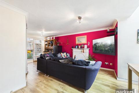 undefined, Hartigan Place, Reading RG5