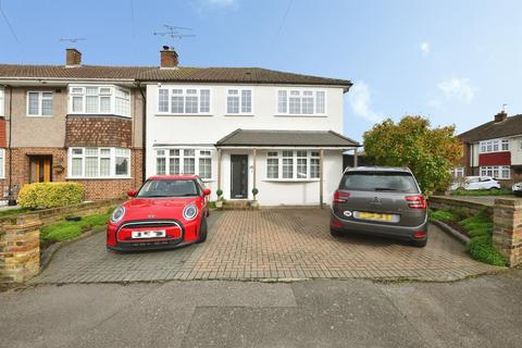 Rodney Crescent, Hoddesdon