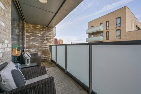 2 bedroom flat for sale, Barrell Makers House, Canary Wharf, London, E14