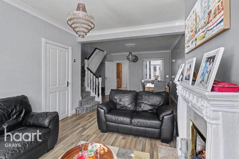 3 bedroom terraced house for sale, Chadwell Road, Grays