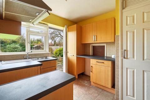 3 bedroom bungalow for sale, Garnetts, Bishop's Stortford CM22