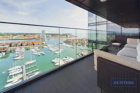 3 bedroom flat for sale, The Moresby Tower, Ocean Way SO14