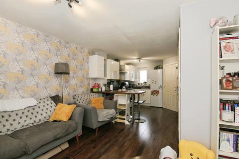 3 bedroom end of terrace house for sale, Bedstone Way, Farcet, Peterborough