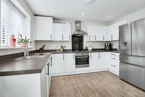 3 bedroom semi-detached house for sale, Claypit Copse, Southampton SO31