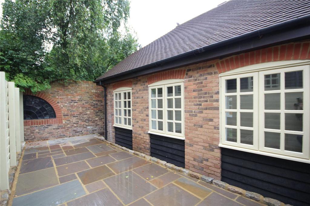 Front Courtyard