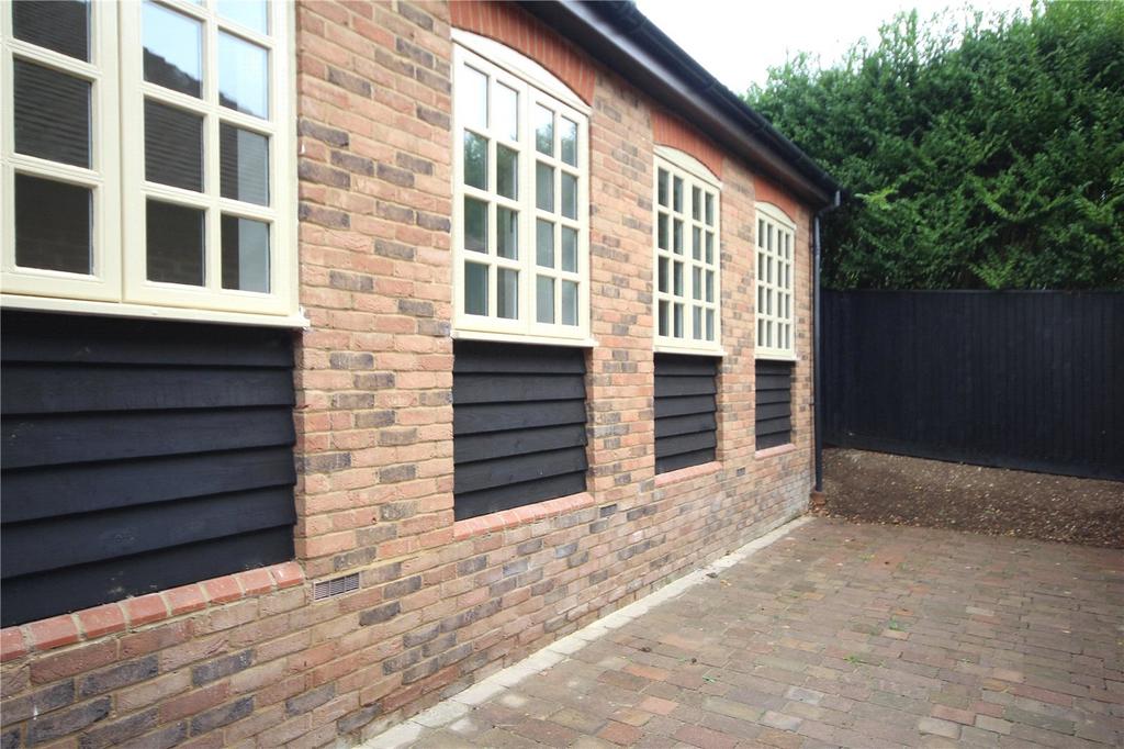 Rear Courtyard