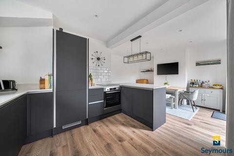 undefined, Beckingham Road, Surrey GU2