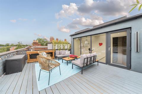 4 bedroom townhouse for sale, 44 Abbey Foregate, Shrewsbury, SY2 6AQ