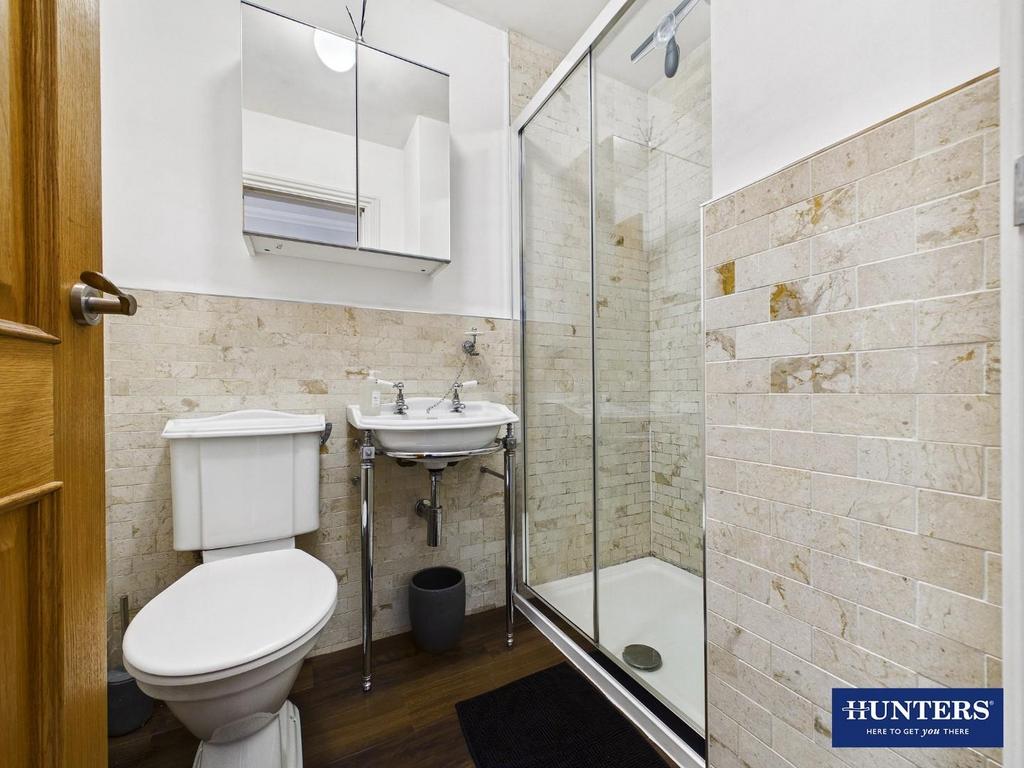 Ensuite
