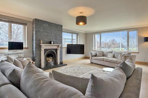 undefined, Morriston Road, Elgin