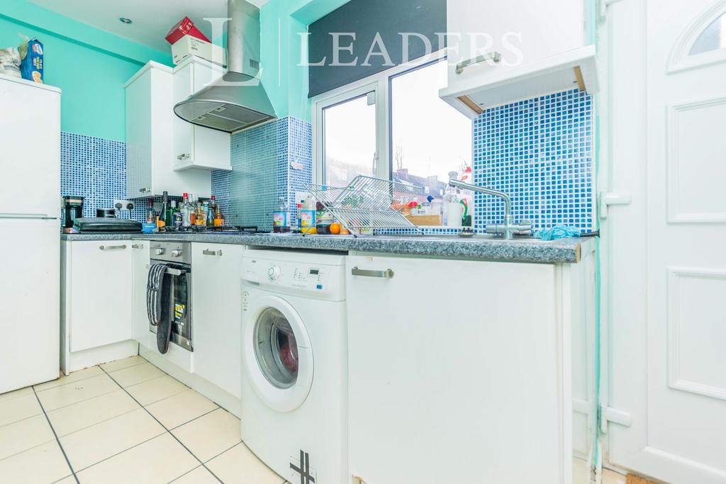 Kitchen 1