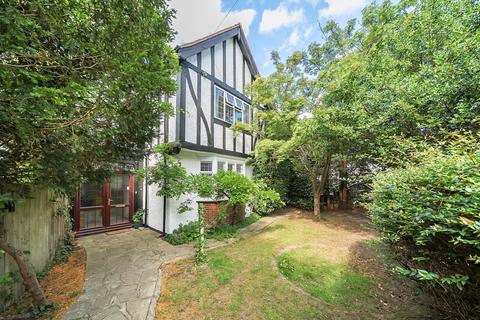 undefined, Whitgift Avenue, South Croydon, CR2