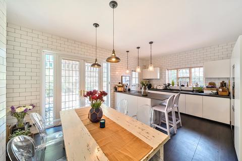 undefined, Whitgift Avenue, South Croydon, CR2