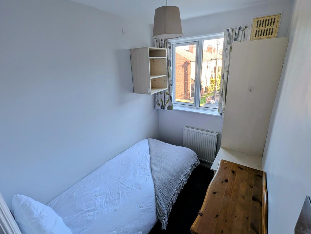 56 Kelso Gardens Spare Room