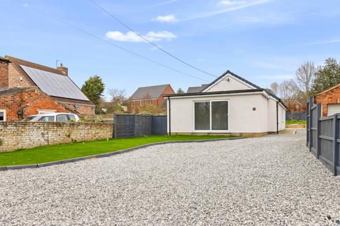 4 bedroom bungalow for sale, Low Road, Worlaby, North Lincolnshire, DN20