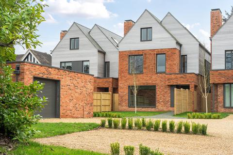 undefined, London Road, Liphook, GU30