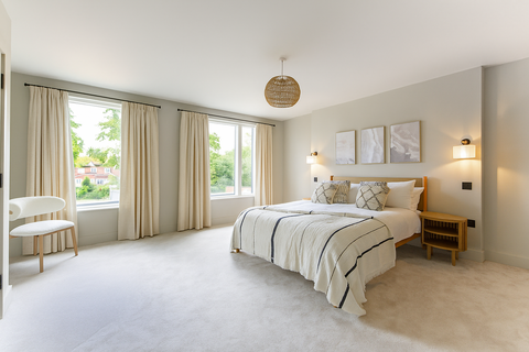 undefined, London Road, Liphook, GU30