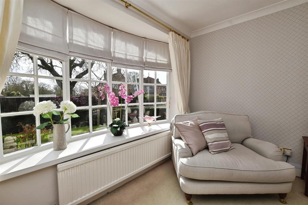 Lounge Window