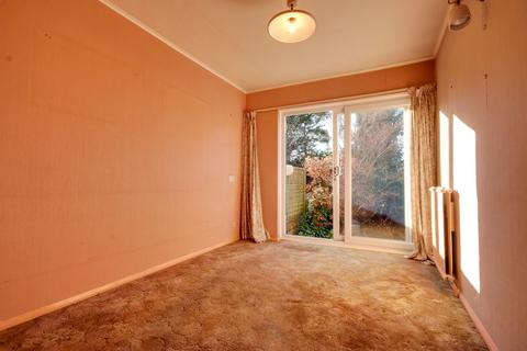 4 bedroom terraced house for sale, Courtlands, Haywards Heath, RH16