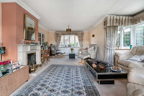5 bedroom detached house for sale, Anners Close, Thorpe, Surrey, TW20