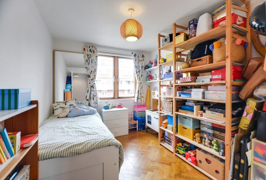 Bedroom 2 (3).jpg
