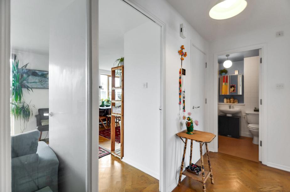 Hallway (1).jpg