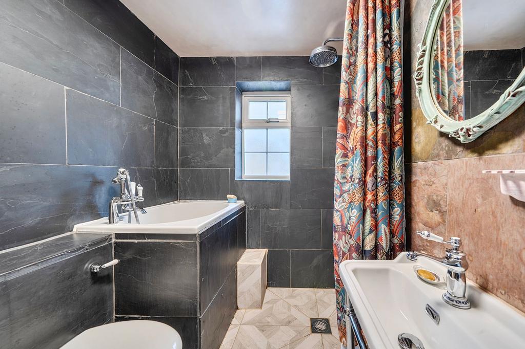 Family bathroom
