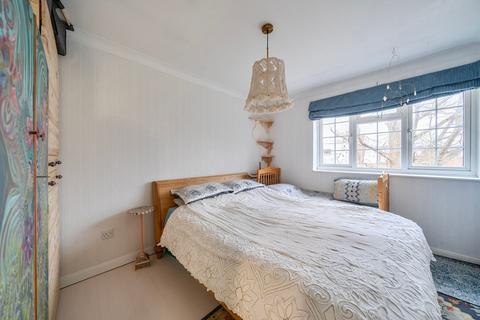 undefined, Eagle Drive, London, NW9