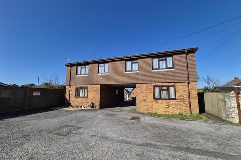 1 bedroom flat for sale, Cranbrook Road, Poole BH12