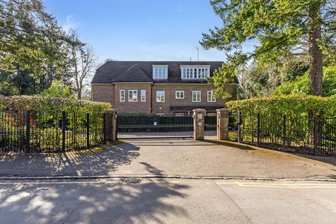 undefined, Cross Road, Ascot, SL5
