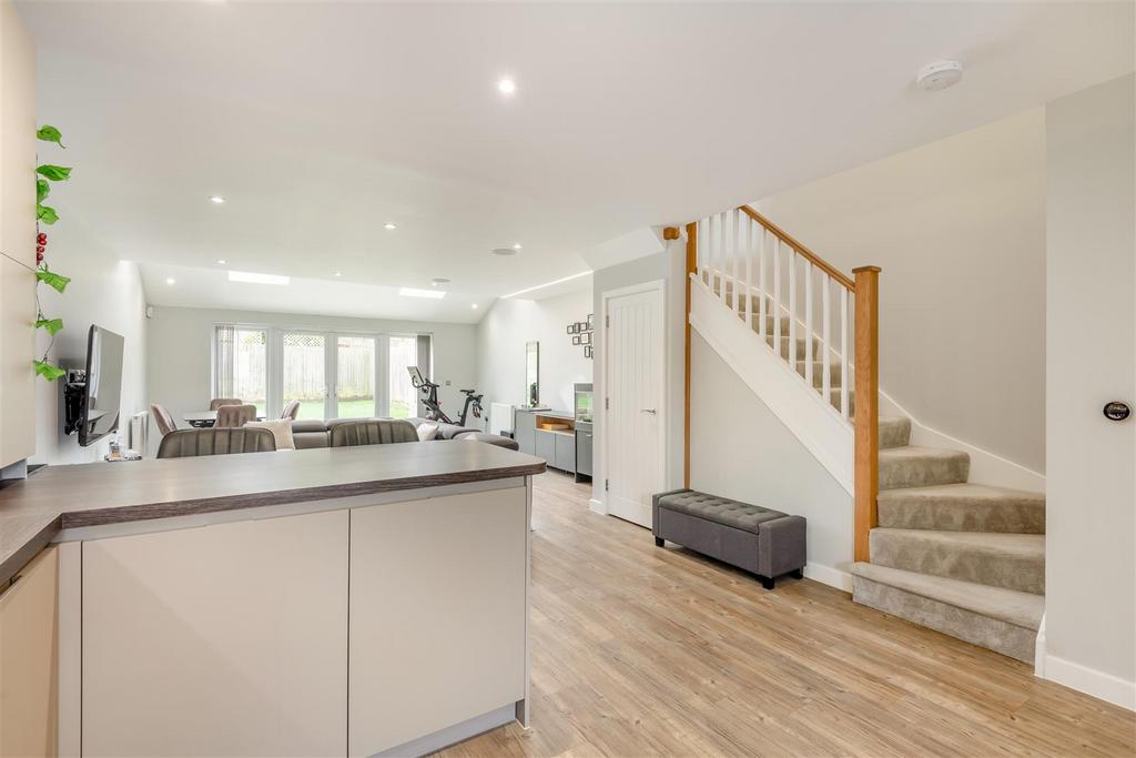 Kitchen/Lounge/Dining Area