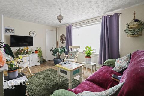 3 bedroom end of terrace house for sale, Hawthorn Drive, Ipswich