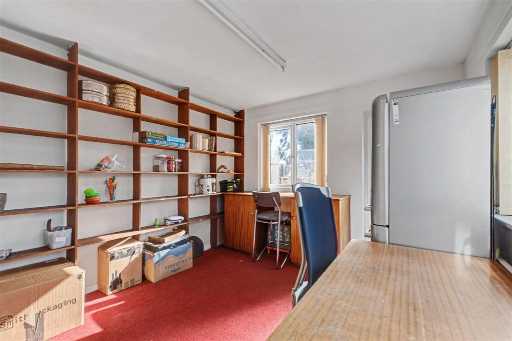 Office Family Room 1.jpeg