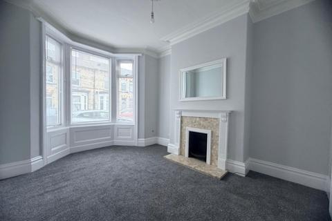 2 bedroom terraced house for sale, Hampton Road, Scarborough, YO12