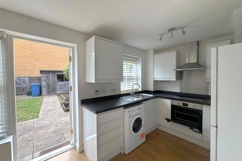 2 bedroom terraced house for sale, Silvester Way, Fleet