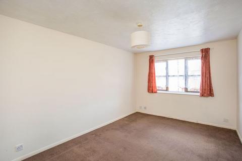 undefined, Verona Close, Uxbridge, UB8