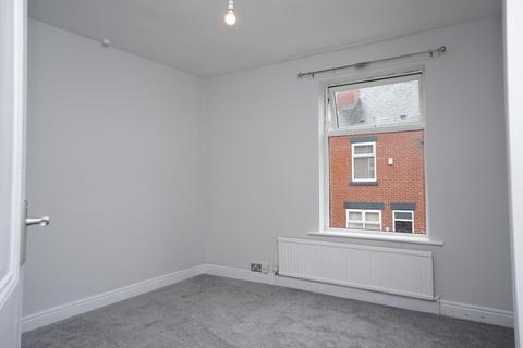 3 bedroom terraced house to rent, Haughton Road, Woodseats, Sheffield, S8