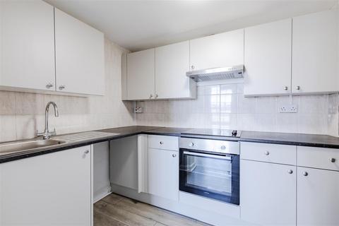 1 bedroom apartment for sale, 20 Seaside, Eastbourne BN22