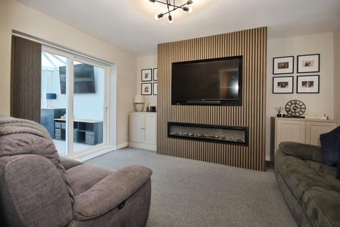 3 bedroom semi-detached house for sale, Preston Avenue, ALFRETON