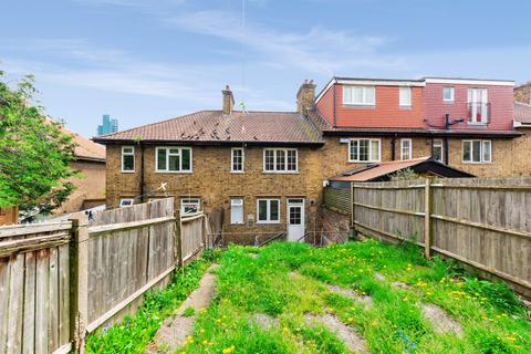 Buckhold Road, London