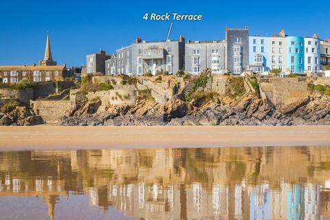 7 bedroom semi-detached house for sale, St Julian Street, Tenby SA70