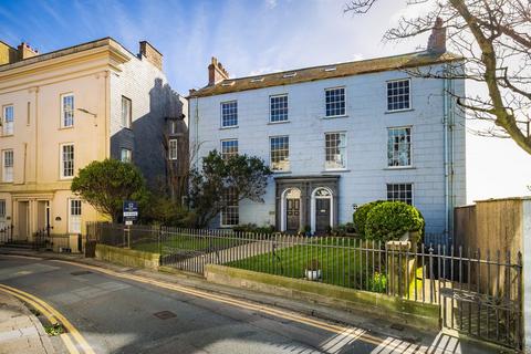 7 bedroom semi-detached house for sale, St Julian Street, Tenby SA70