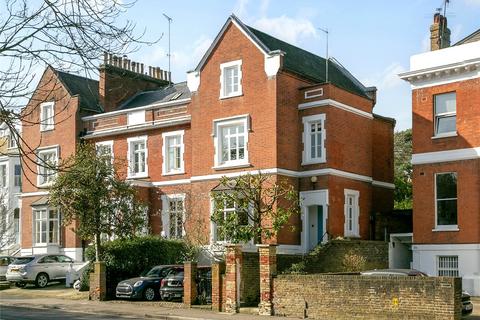 undefined, Queens Road, Richmond, TW10