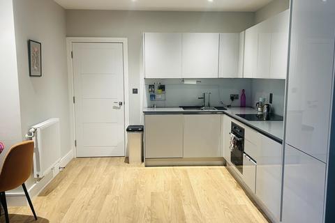 1 bedroom apartment for sale, at Bushane Court, Greyhound Parade, London SW17