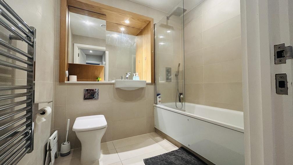 Bathroom .jpg