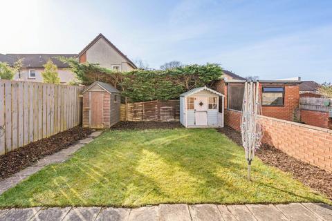 3 bedroom end of terrace house for sale, Bishops Park, Mid Calder EH53